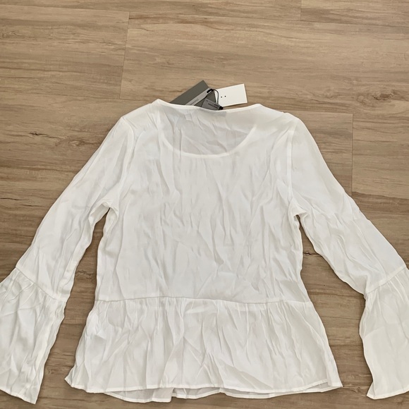 Vero Moda Cream peplum top - Picture 2 of 2